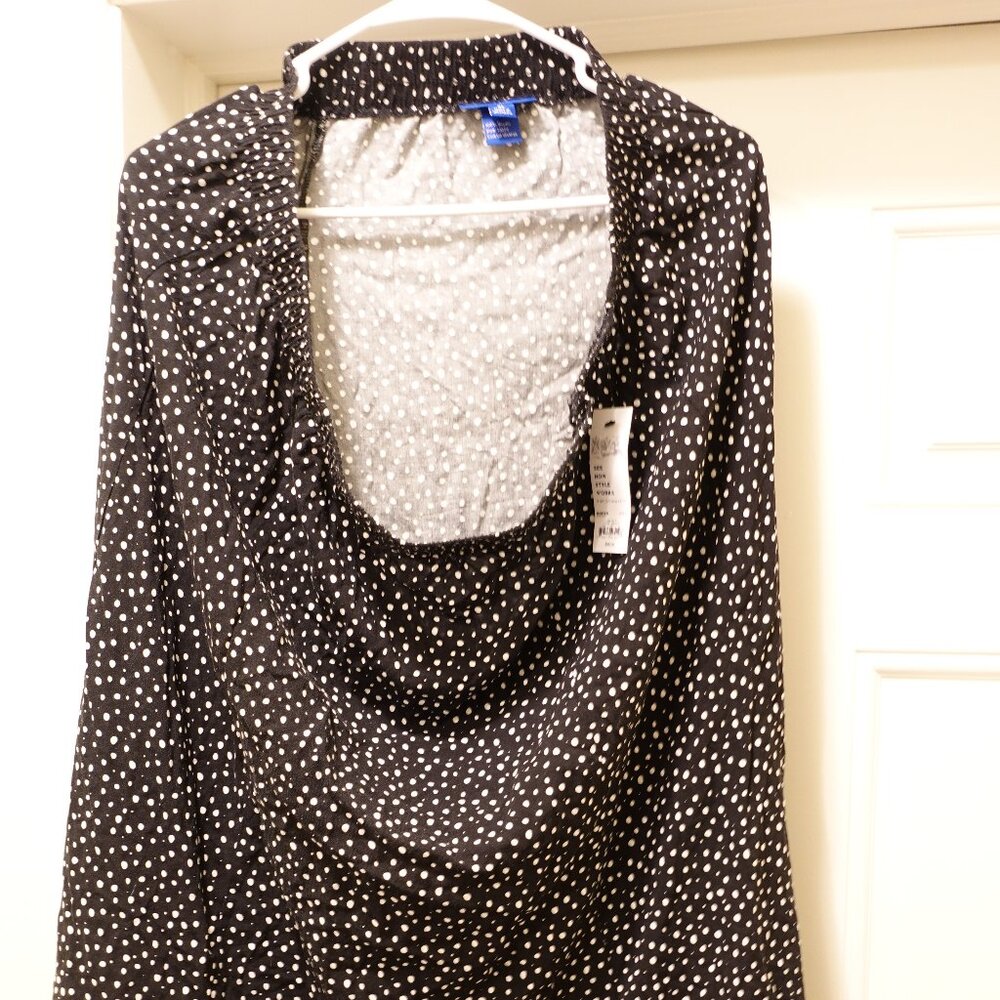 NWT Woman's skirt, Size XL, from Apt. 9